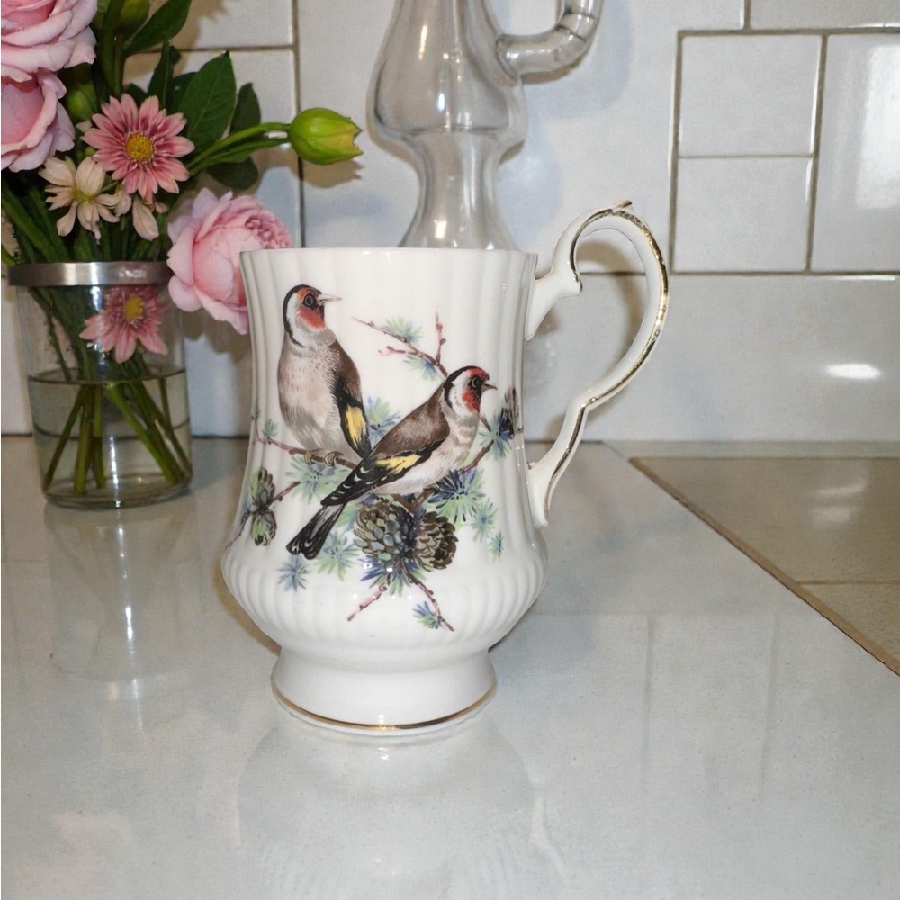 Vintage Royal Windsor Bird Fine Bone China England Tea or Coffee Cup Gold Trim